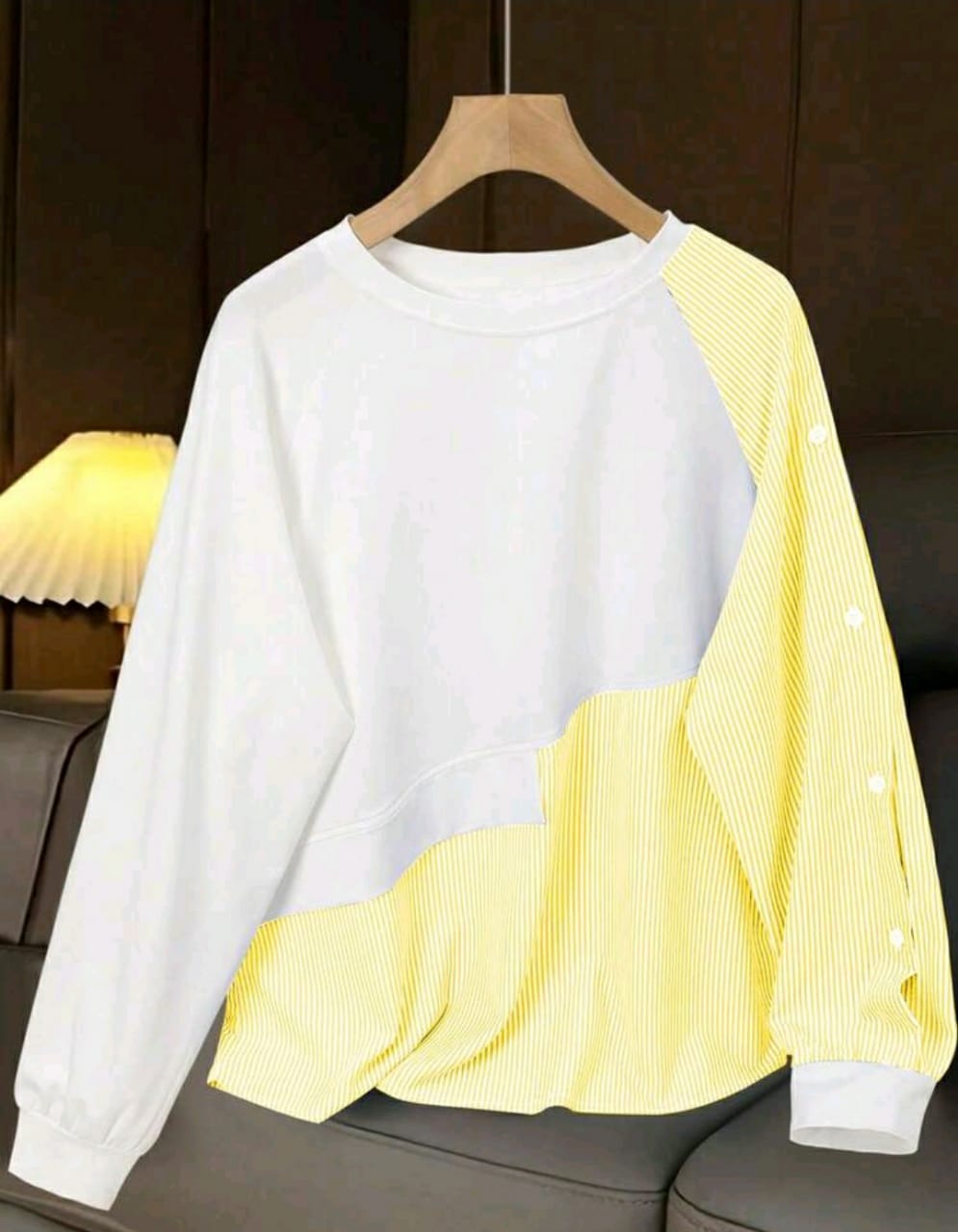 بلوزة نسائية ربيعية