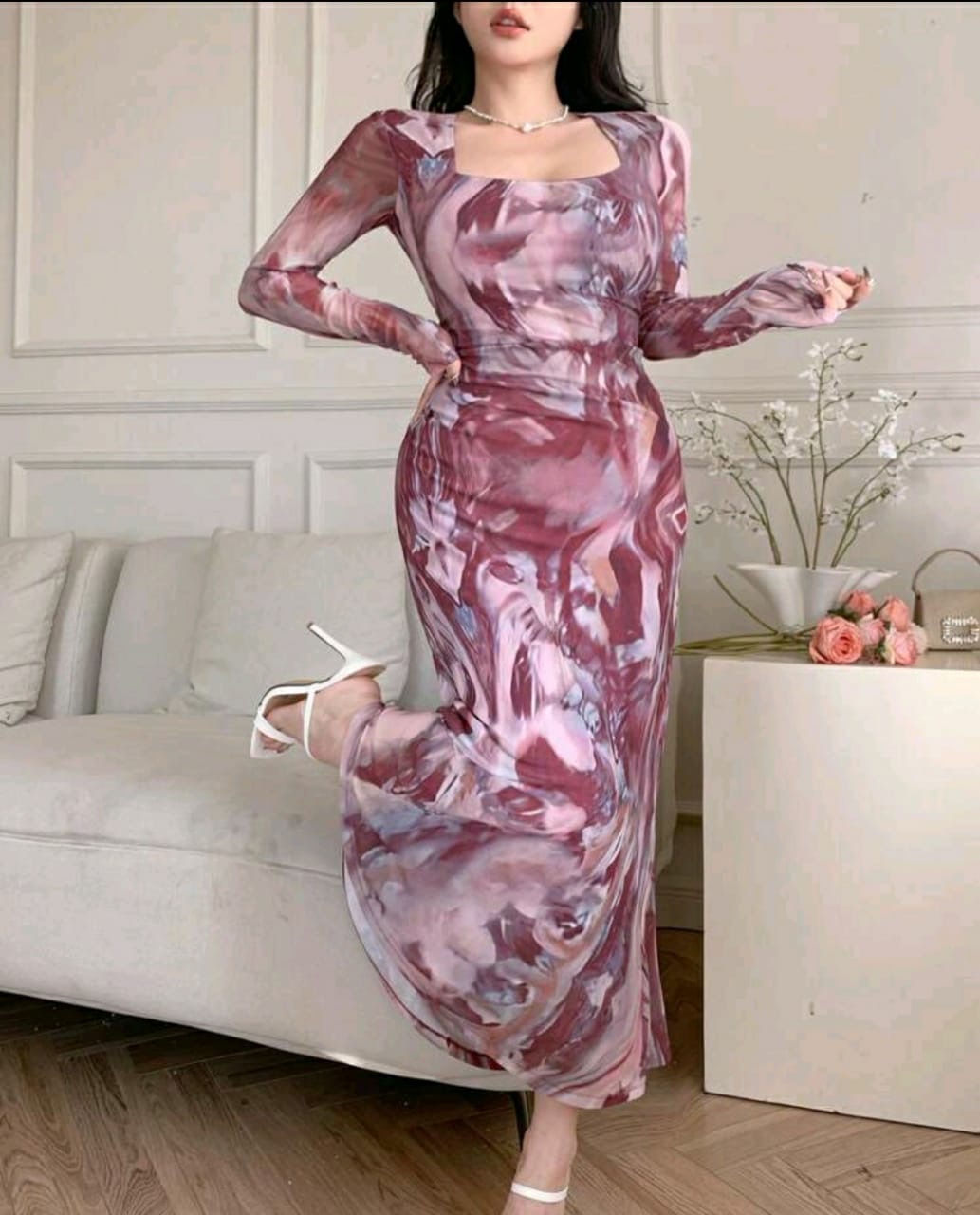 فستان نسائي