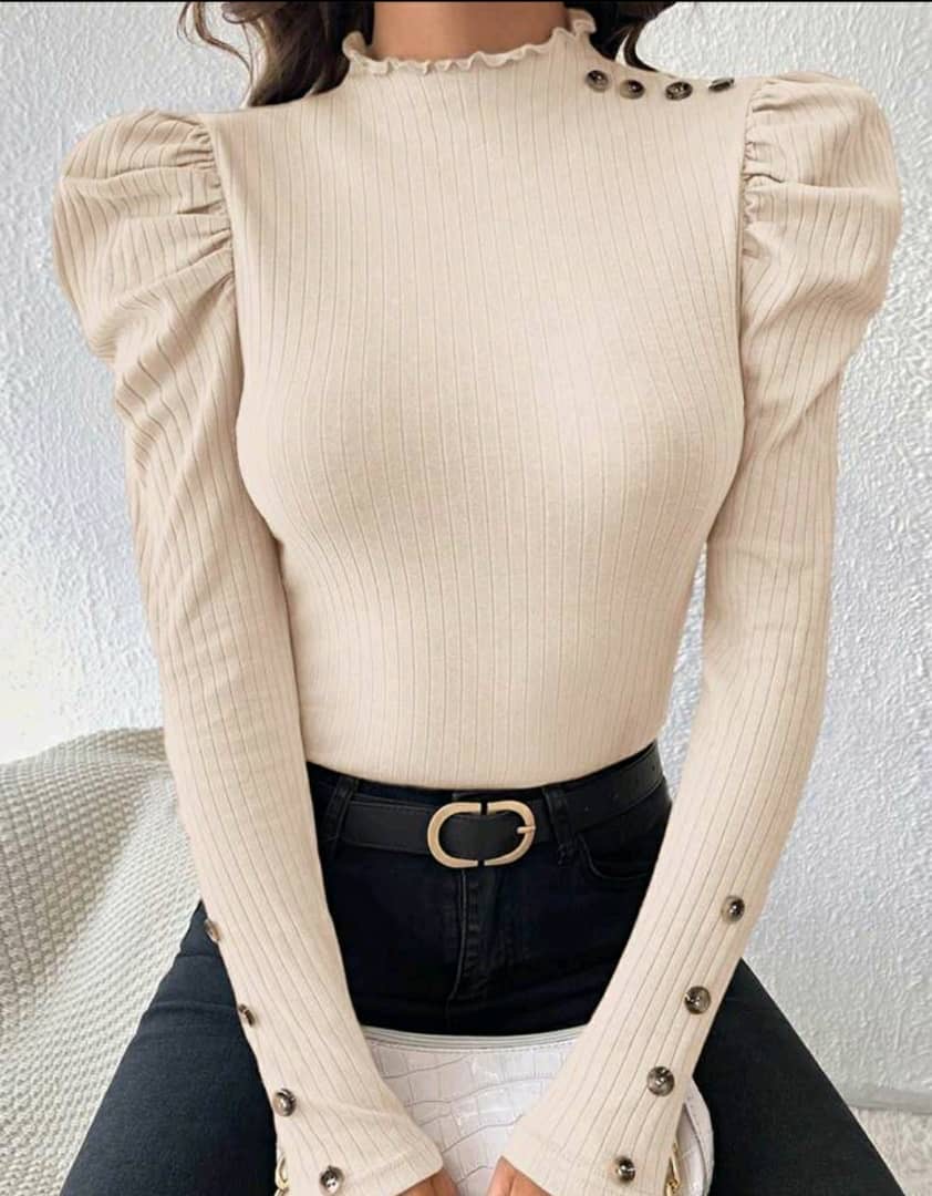 بلوزة نسائية خريفية