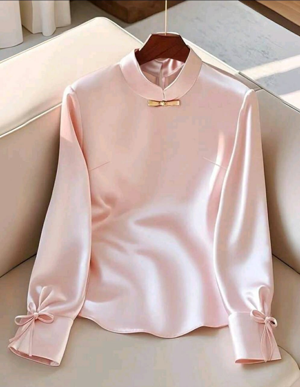 بلوزة نسائية صيفية