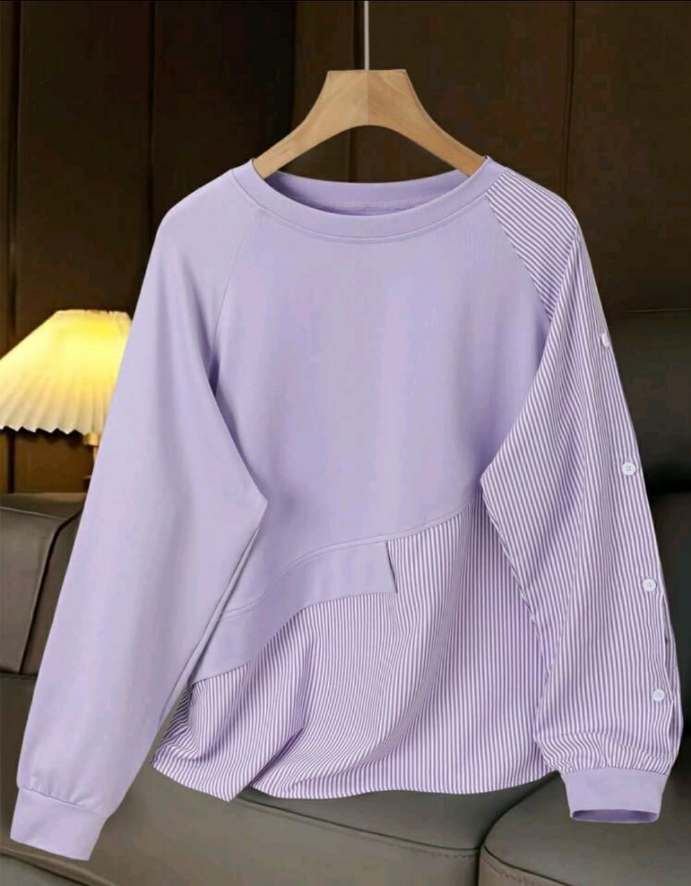 بلوزة نسائية ربيعية