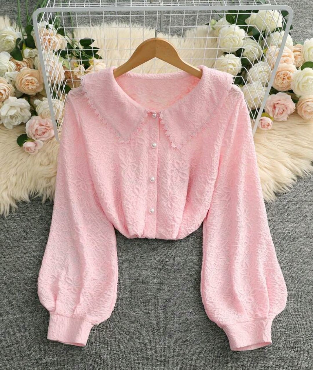 بلوزة ربيعية