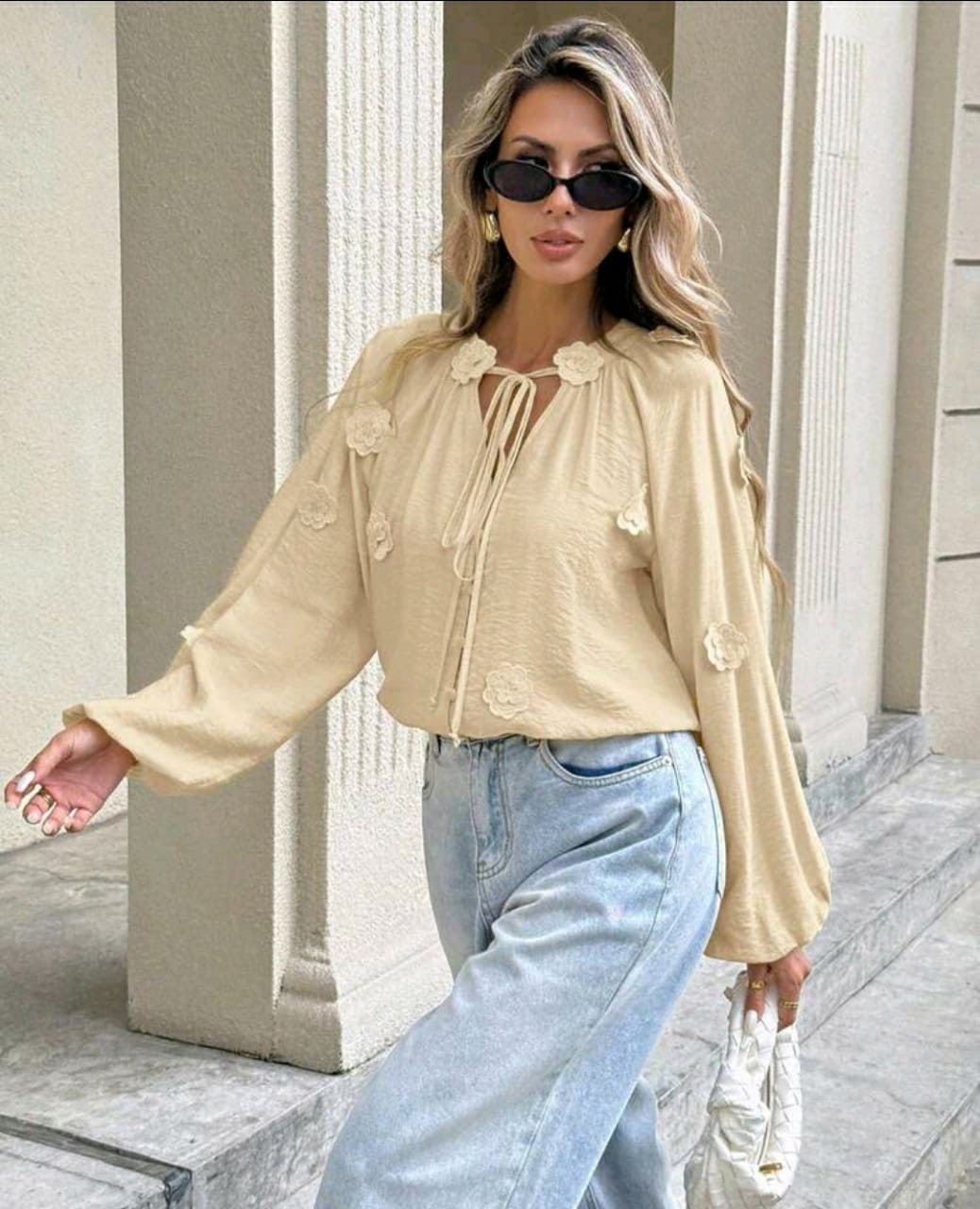 بلوزة نسائية صيفية